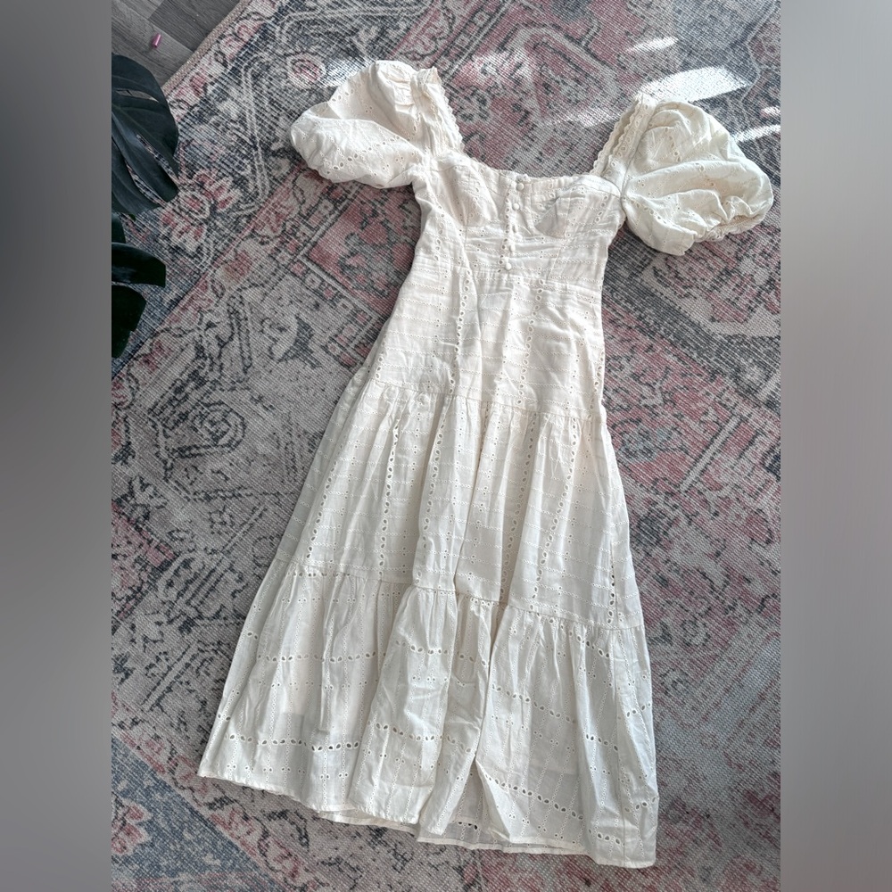 ASTR the label Cream Midi Dress size xs